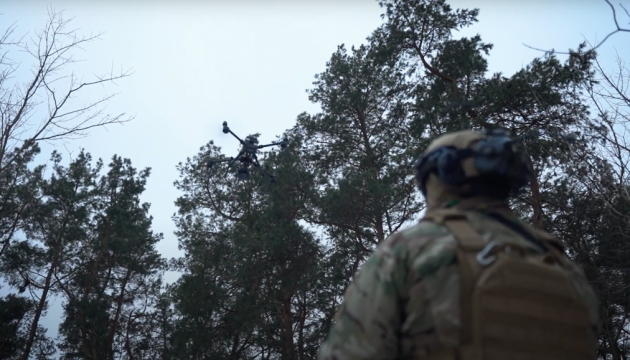 Ukrainian forces use drone to destroy Russian flag on Pokrovsk axis