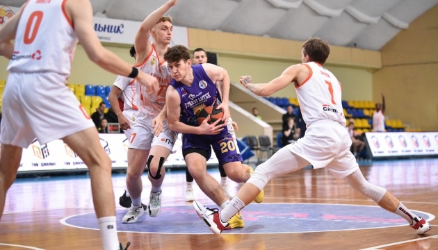 «Старий Луцьк» поступився «Кривбасу» у баскетбольній Суперлізі