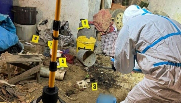 На Закарпатті розкрили вбивство з розчленуванням, серед підозрюваних - 16-річний підліток На Закарпатті розкрили вбивство з розчленуванням, серед підозрюваних - 16-річний підліток