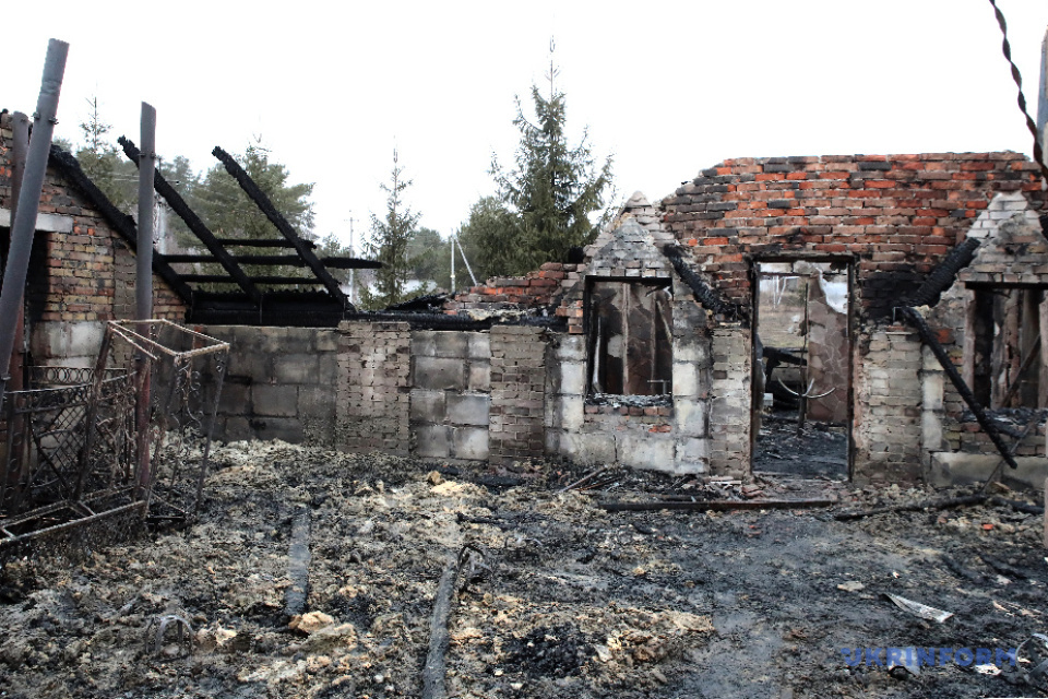 Les conséquences de l’attaque de drones russes sur un village dans la région de Kyiv/ Photo: Volodymyr Tarasov, Ukrinform 