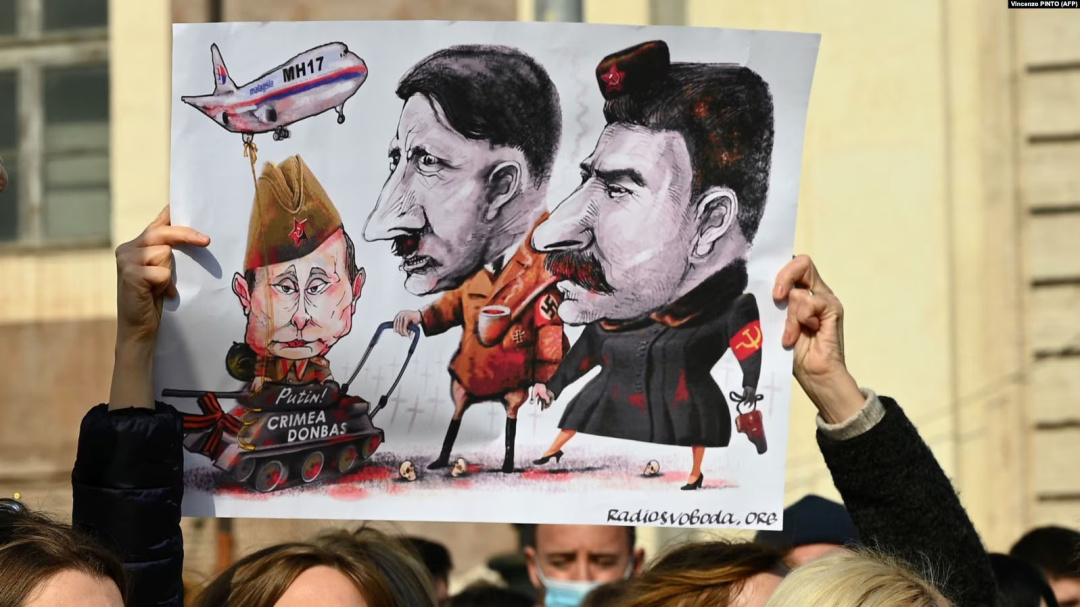 Під час акції з вимогою до Росії припини війну проти України. Рим, Італія, 27 лютого 2022 року