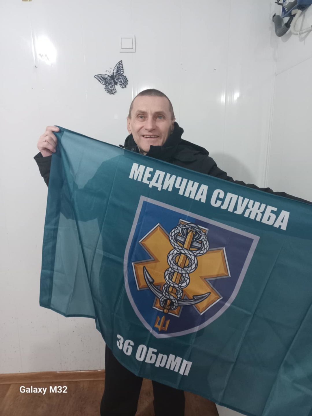 Медик Анатолій Пляшник перебував у російському полоні понад 2 роки і 9 місяців. Повернувся з вагою менше 50 кг.
