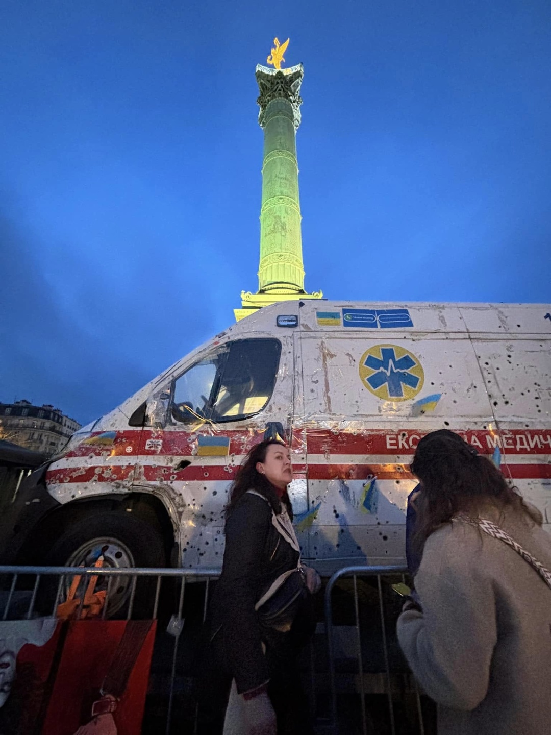 У Парижі понад 10 тисяч людей зібрались на мітинг до третьої річниці великої війни