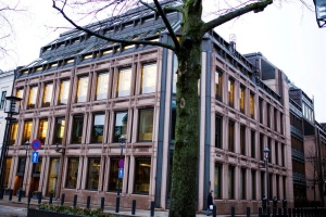 Найбільший у світі суверенний фонд може вперше інвестувати в оборонні компанії - Reuters