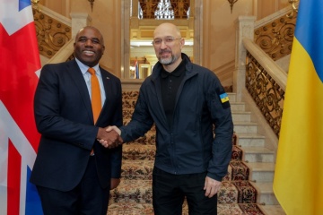 Shmygal y Lammy tratan la compra de sistemas de defensa aérea y misiles