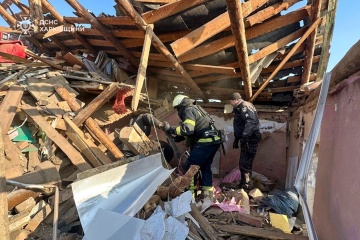 Luftangriff auf Dorf Solotschiw: Sieben Verletzte, drei Menschen aus den Trümmern gerettet