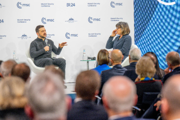 Zelensky: Ukraine will not take NATO membership off the table