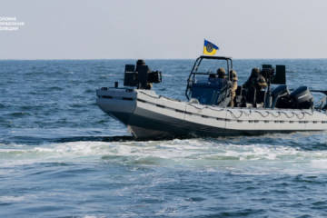 Charity donors provide Ukraine's intelligence agency with T12 boat