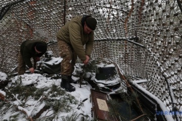 Der Feind versucht, in Richtung Pokrowsk Verteidigungslinien zu durchbrechen, Kämpfe bei Tschassiw Jar und Torezk 