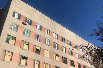 Russian forces shell hospital in Kherson overnight 