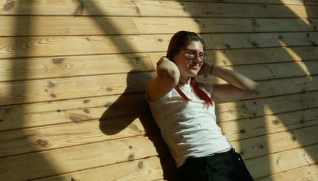 У Полтаві внаслідок ракетного удару РФ загинула акторка і волонтерка Настя Кольвах