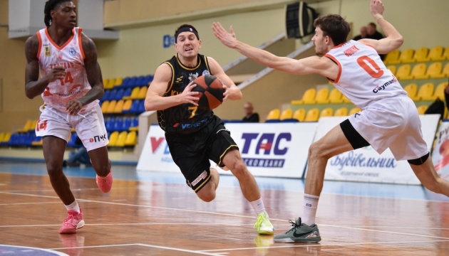 «Кривбас» програв «Київ-Баскету» у чоловічій Суперлізі