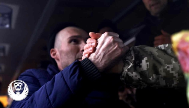Ukraine brings back 4,131 POWs, civilians from Russian captivity Ukraine brings back 4,131 POWs, civilians from Russian captivity