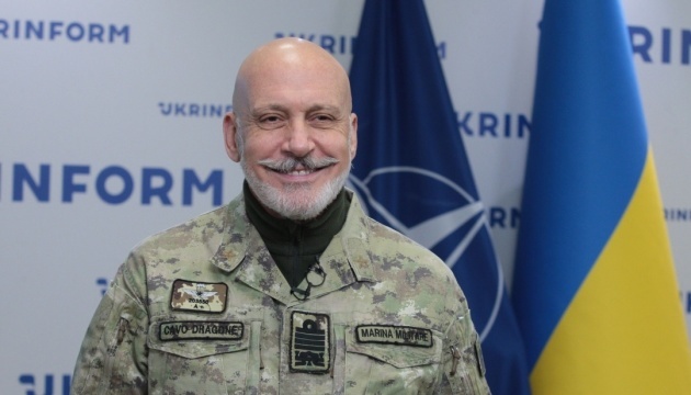 Amiral Giuseppe Cavo Dragone : Soutenir l'Ukraine est dans l'intérêt politique et militaire de l'Alliance