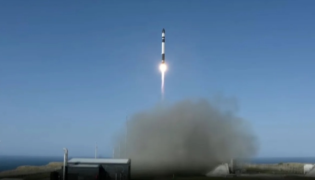 Rocket Lab запустила у космос п’ять супутників для французької компанії