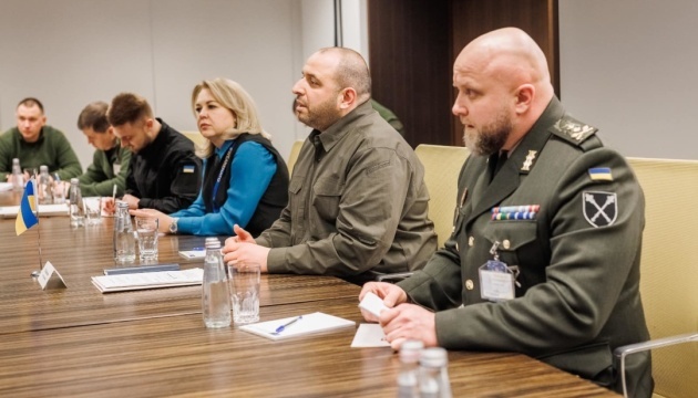 Umerov meets with Canadian defense minister