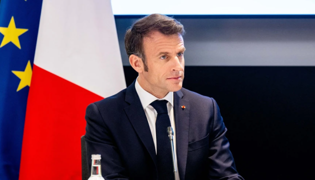 Macron : « Les Ukrainiens sont les seuls qui peuvent mener les échanges pour une paix solide et durable »