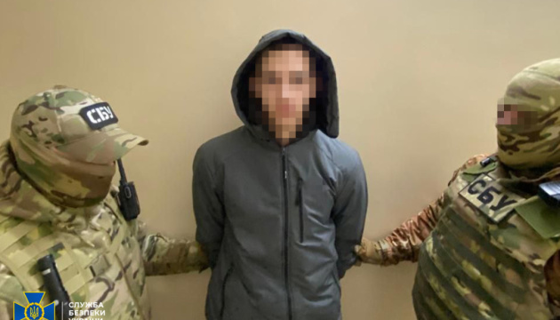 СБУ затримала молодика, який на замовлення росіян підірвав авто військового прокурора в Одесі