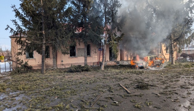 На Харківщині через обстріли за минулу добу постраждали восьмеро осіб На Харківщині через обстріли за минулу добу постраждали восьмеро осіб