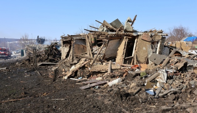 Кількість поранених унаслідок удару РФ по селу на Харківщині зросла до чотирьох Кількість поранених унаслідок удару РФ по селу на Харківщині зросла до чотирьох
