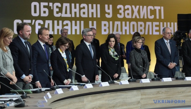 Єврокомісія сподівається, що Україна приєднається до роумінгової зони ЄС цієї весни Єврокомісія сподівається, що Україна приєднається до роумінгової зони ЄС цієї весни
