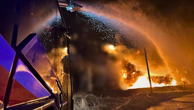 На Київщині внаслідок атаки дронів є пошкодження у трьох районах На Київщині внаслідок атаки дронів є пошкодження у трьох районах