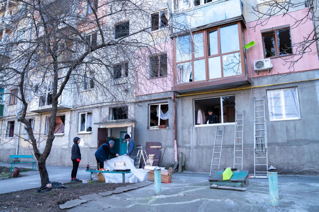 El peaje de lesión en Kropyvnytskyi aumenta a 14, casi 90 casas dañadas