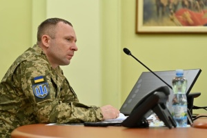 General Drapatyi stays in command after Zelensky talk 