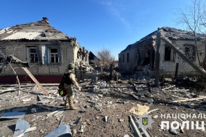 Guerre en Ukraine : Trois morts et six blessés dans des bombardements russes sur la région de Donetsk 