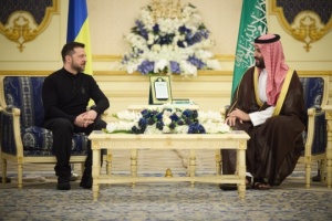 Le prince héritier Mohammed ben Salmane reçoit le président ukrainien, Volodymyr Zelensky en Arabie saoudite