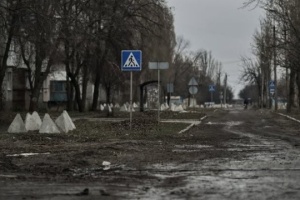 Guerre en Ukraine : Un mort et douze blessés dans des bombardements russes sur la région de Donetsk