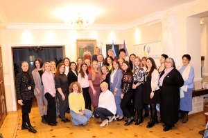Посол у Чехії зустрівся з українськими вчителями, які працюють в чеських школах