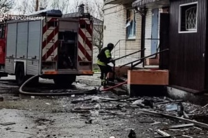 Guerre en Ukraine : Un mort et trois blessés dans des bombardements russes sur la région de Kherson 