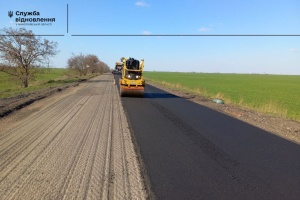 На Миколаївщині розпочали ремонт прифронтової дороги