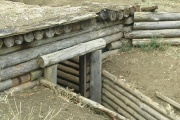 Russische Unterstände bei Wowtschansk zerstört