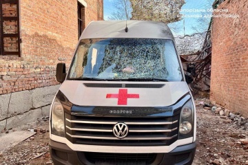 На Запоріжжі росіяни атакували дроном волонтерську автівку