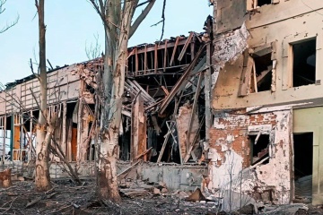 Shelling in Zaporizhzhia damages private house and administrative building