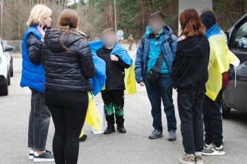 В Україну повернули ще п’ятьох дітей із тимчасово захоплених територій і Росії