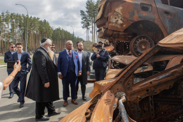 El asesor espiritual de Trump visita Bucha, Irpín y Borodyanka