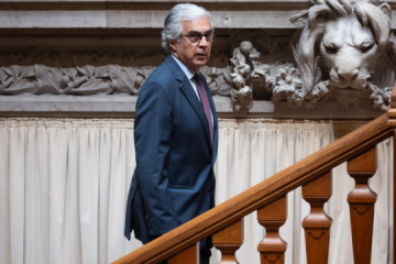 Le président du Parlement portugais est arrivé en Ukraine