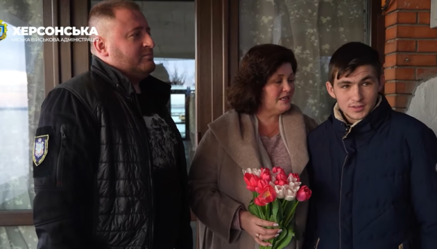 Із ТОТ Херсонщини повернули юнака, який пройшов через російську катівню