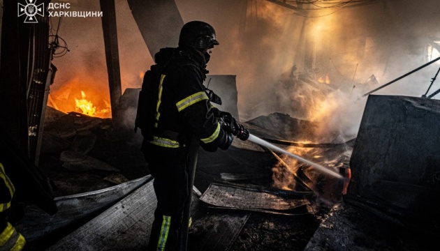 Fuego extinguido en la planta de procesamiento de carne de Bohodukhiv en la región de Kharkiv