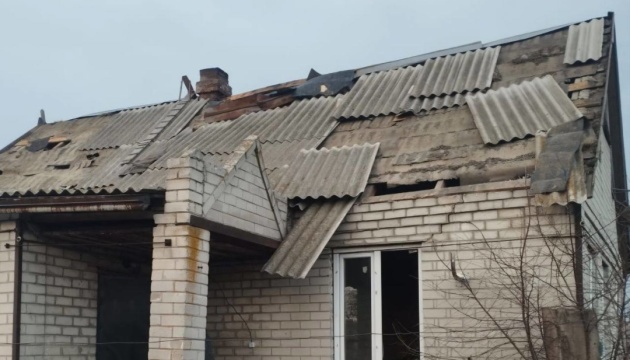 Ворог протягом дня атакував два райони Дніпропетровщини КАБами, дронами та з артилерії Ворог протягом дня атакував два райони Дніпропетровщини КАБами, дронами та з артилерії