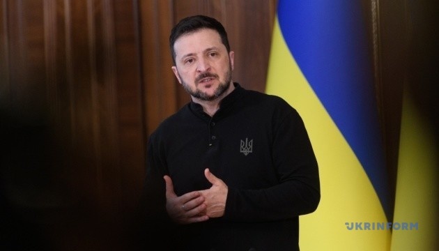 Volodymyr Zelensky : L’armée ukrainienne accomplit sa tâche dans la région de Koursk 