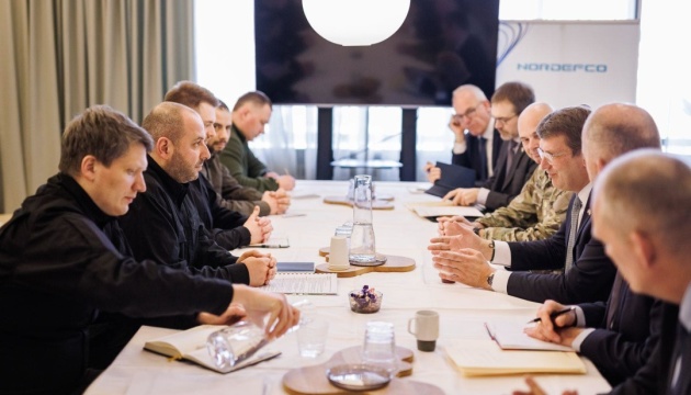 Міністри оборони України і Данії обговорили висунуті на засіданні країн NORDEFCO ініціативи Міністри оборони України і Данії обговорили висунуті на засіданні країн NORDEFCO ініціативи