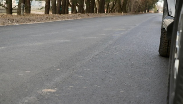 На Чернігівщині почали ремонт дороги, яку у 2022 році вщент розбили російські танки На Чернігівщині почали ремонт дороги, яку у 2022 році вщент розбили російські танки