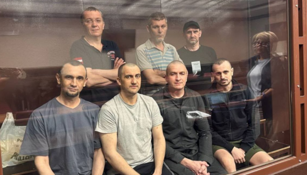 Росіяни під тортурами змушують дев’ятьох викрадених херсонців відмовлятися від адвокатів - ЗМІ