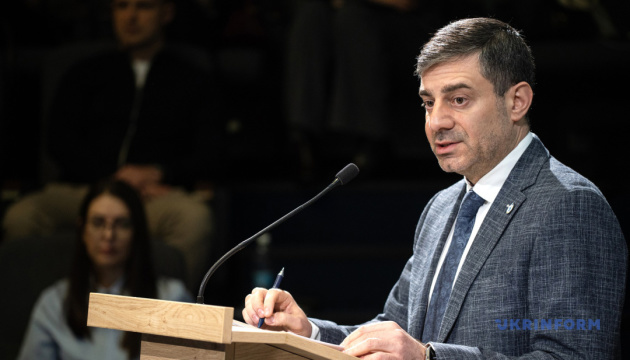 Україна шукає країну-посередника для повернення цивільних з полону Росії - Лубінець