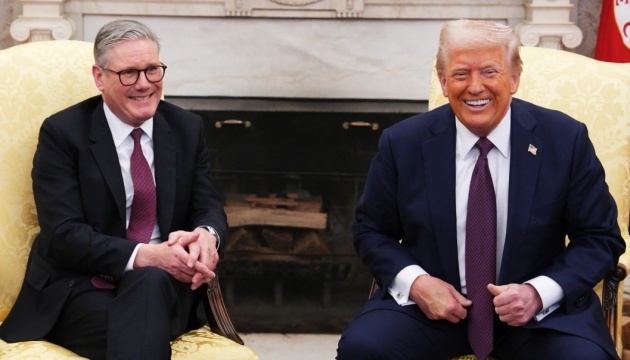 Starmer, Trump agree to keep up pressure on Putin