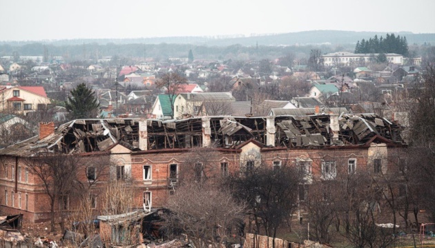 Прикордоння Сумщини: уночі та зранку пролунало 50 вибухів, росіяни били КАБами, дронами й артилерією Прикордоння Сумщини: уночі та зранку пролунало 50 вибухів, росіяни били КАБами, дронами й артилерією